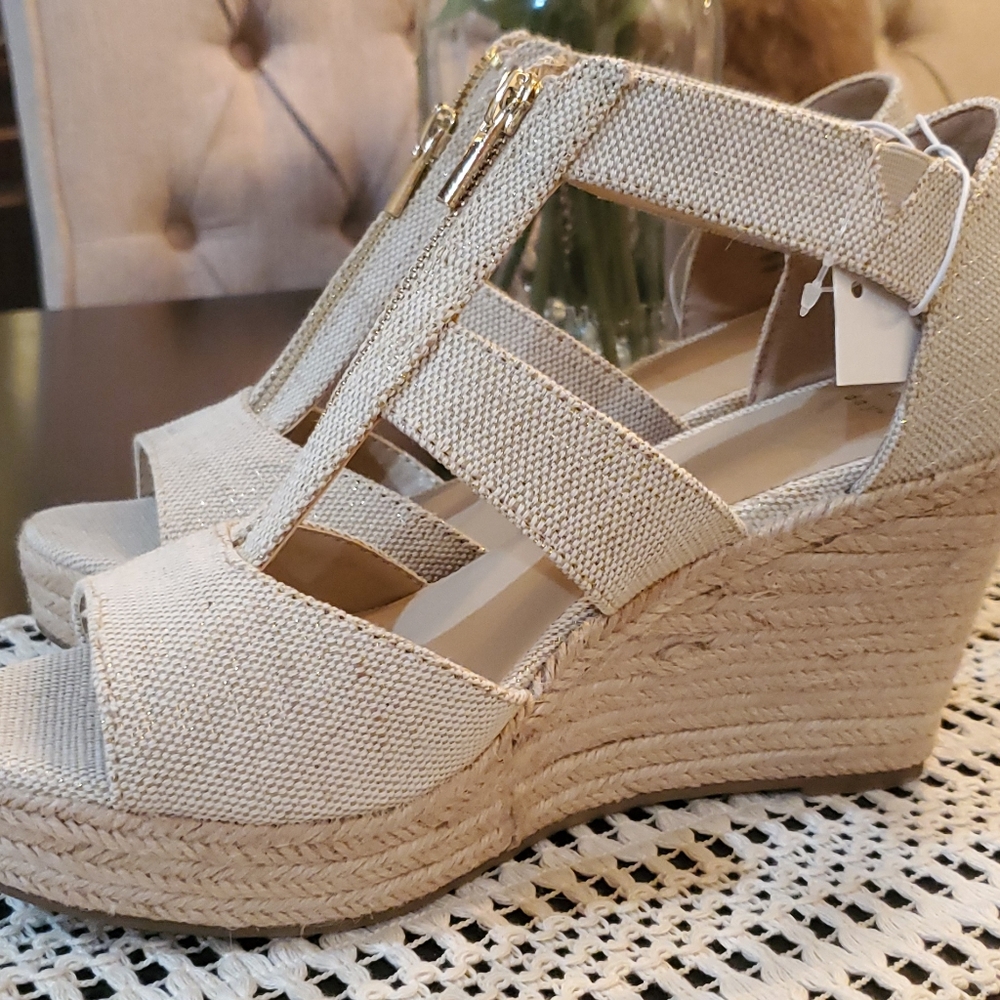 🌸Wedge Sandals